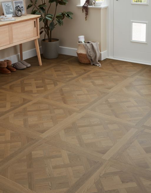 EvoCore Premium Versailles Tile - Forest Oak