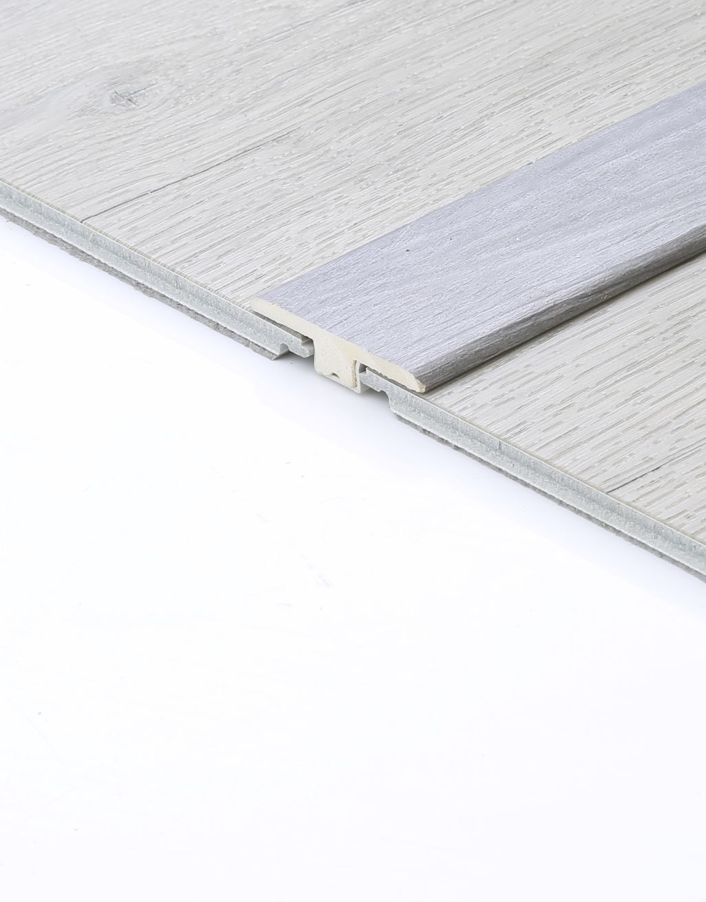 Evocore Lunar Grey Oak T-Profile 4