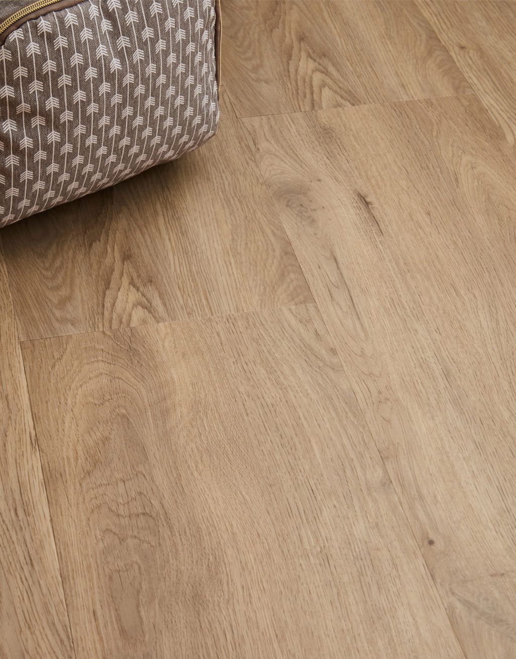 Elegance Plank - Crafted Oak 2