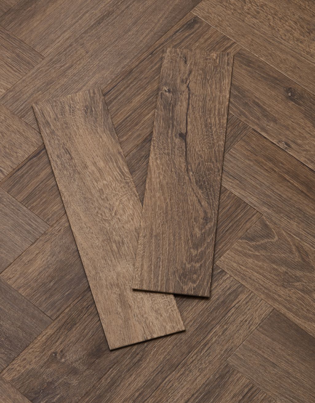 Elegance Herringbone - Lodge Oak 3