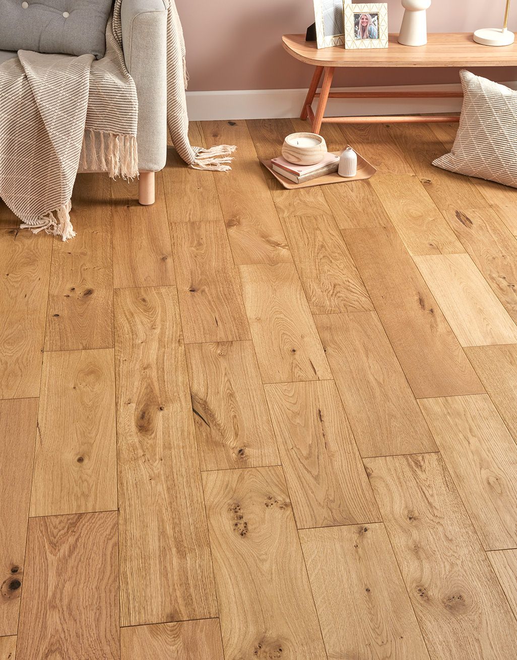 Natural Vintage Oak Brushed & Oiled Engineered Wood 1
