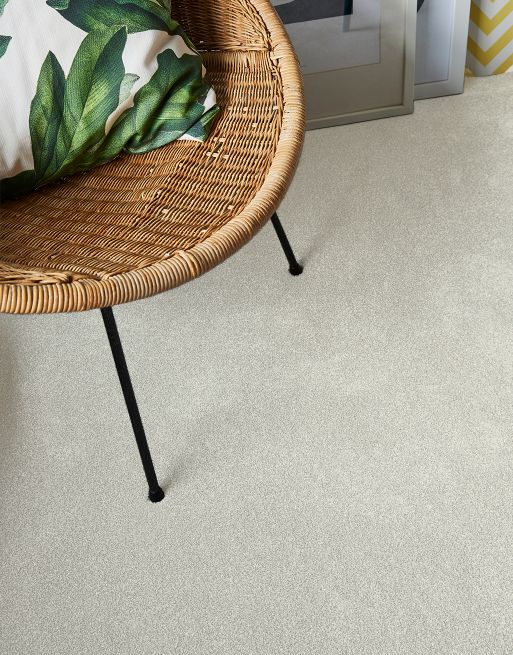 The 11.5mm pile height of this carpet gives an exceptional depth that cushions every step you take. Carpets with this pile height are warm, soft and comfortable underfoot!