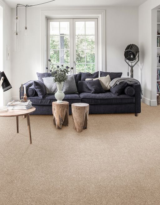 The 18mm pile height of this carpet gives an exceptional depth that cushions every step you take. Carpets with this pile height are warm, soft and comfortable underfoot!