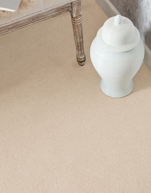 The 8mm pile height of this carpet gives an exceptional depth that cushions every step you take. Carpets with this pile height are warm, soft and comfortable underfoot!
