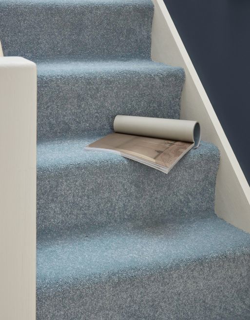 The 14mm pile height of this carpet gives an exceptional depth that cushions every step you take. Carpets with this pile height are warm, soft and comfortable underfoot!