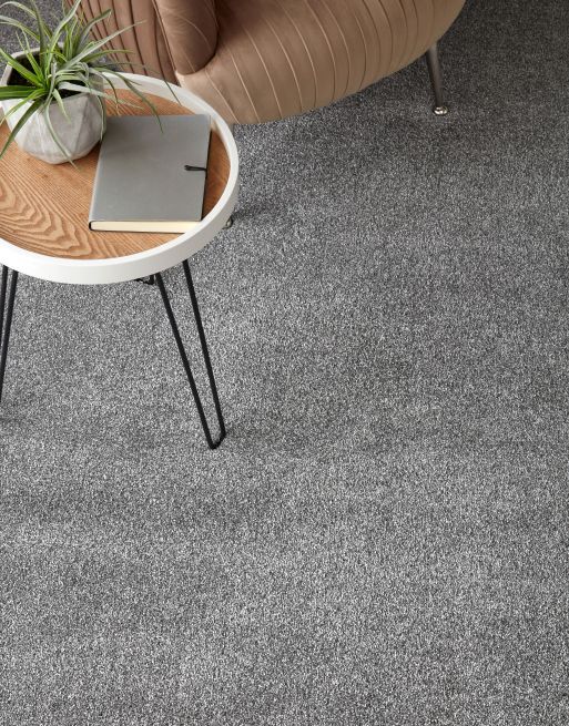 The 14mm pile height of this carpet gives an exceptional depth that cushions every step you take. Carpets with this pile height are warm, soft and comfortable underfoot!