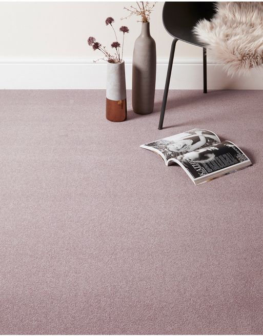 The 17mm pile height of this carpet gives an exceptional depth that cushions every step you take. Carpets with this pile height are warm, soft and comfortable underfoot!