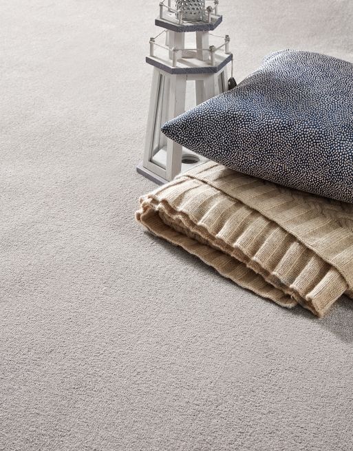The 9mm pile height of this carpet gives an exceptional depth that cushions every step you take. Carpets with this pile height are warm, soft and comfortable underfoot!