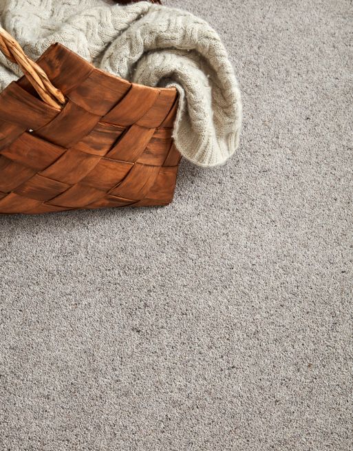 The 10mm pile height of this carpet gives an exceptional depth that cushions every step you take. Carpets with this pile height are warm, soft and comfortable underfoot!