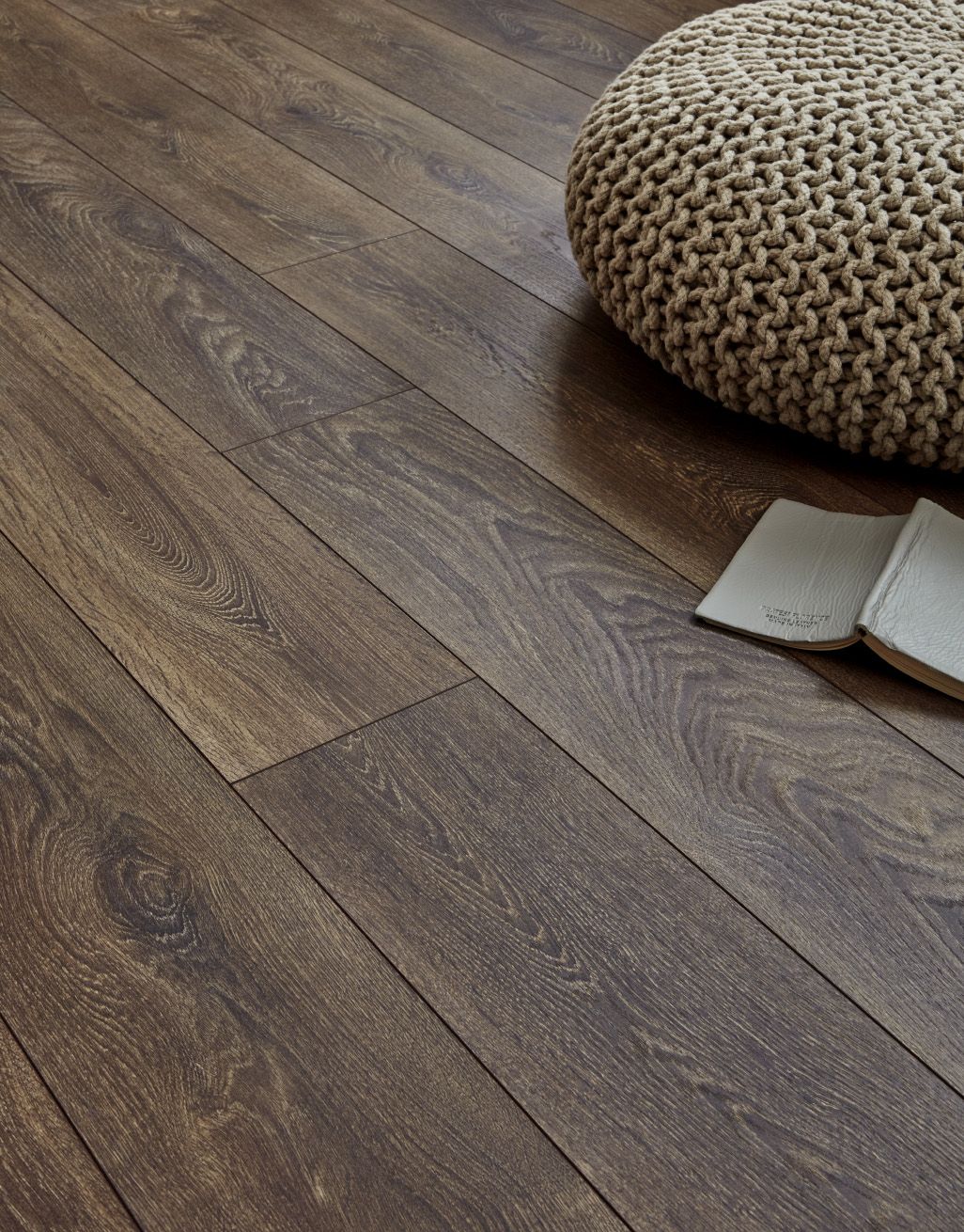 Duke - Winchester Oak Laminate Flooring 2