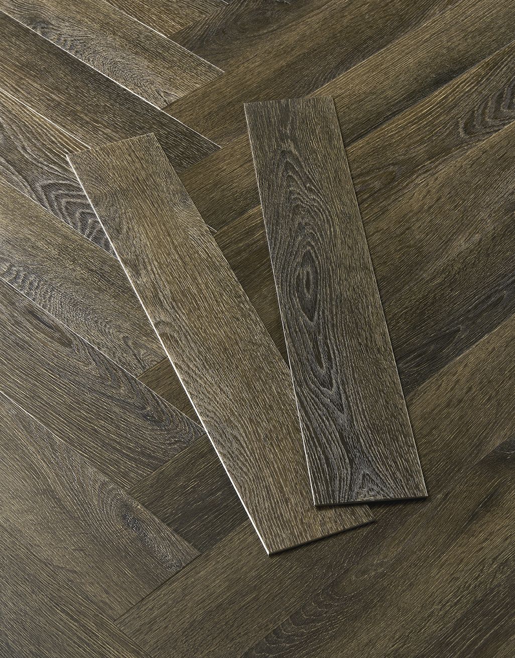 EvoCore Design Floor Artisan Herringbone - Crafted Georgian Oak 2