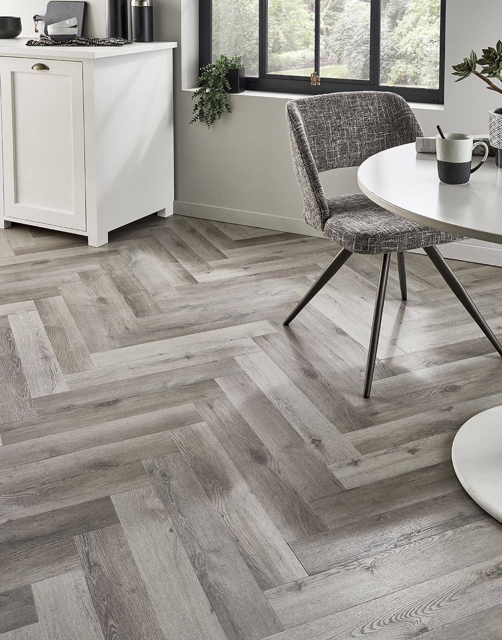 EvoCore Design Floor Artisan Herringbone - Shoreline Grey Oak 1