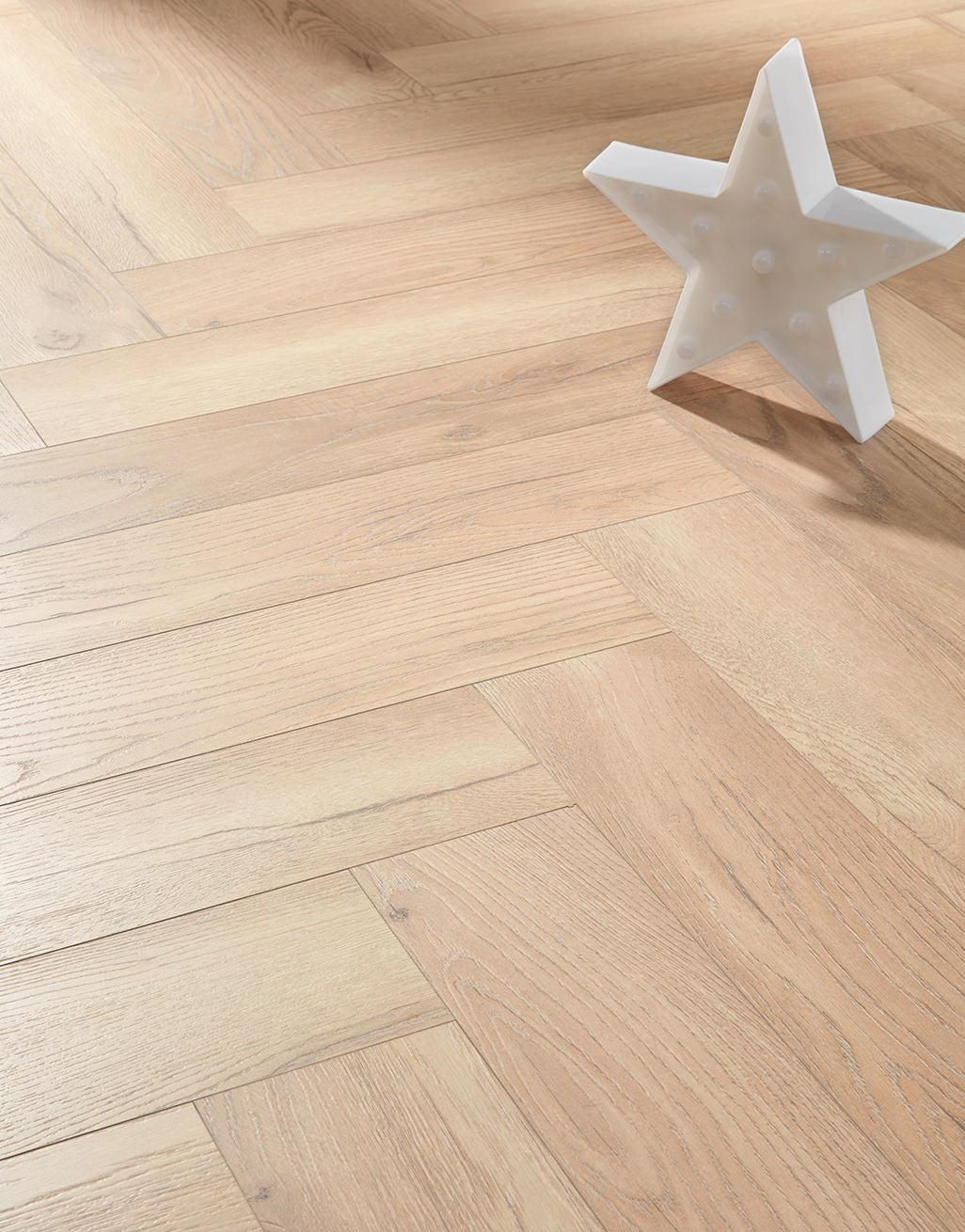 Herringbone - Elegant Oak Laminate Flooring 2