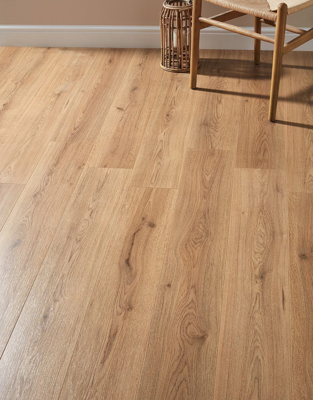 Loft - Natural Oak Laminate Flooring 1