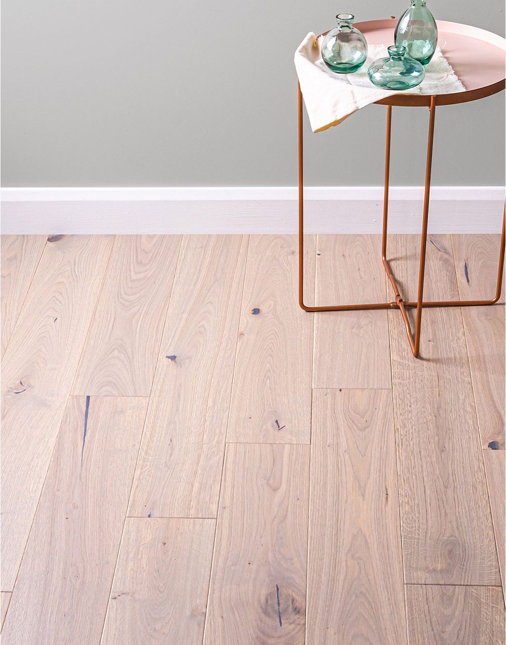 Kensington Grey Mist Oak Brushed & Lacquered Engineered Wood Flooring 1