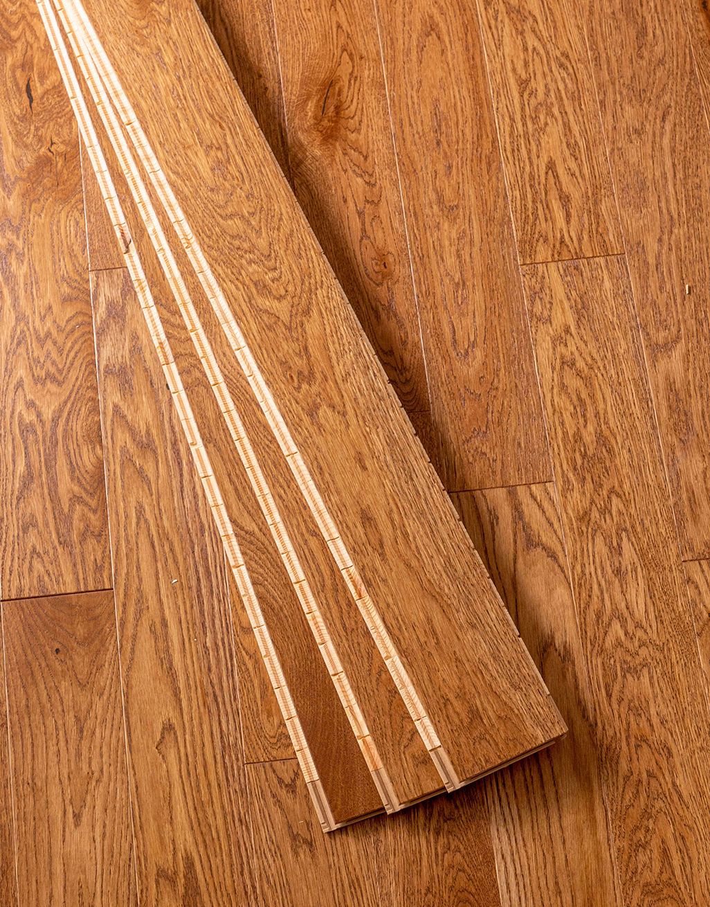 Carpenters Choice 110mm Golden Oak Brushed & Lacquered Engineered Wood Flooring 3