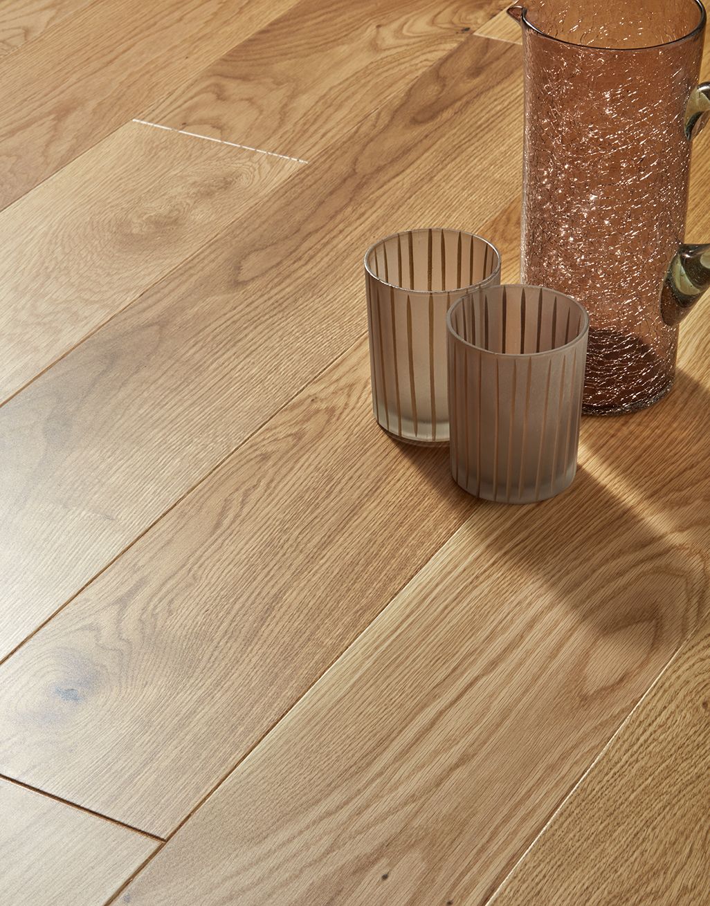 Carpenters Choice Natural 14mm x 155mm Lacquered Engineered Wood Flooring 2