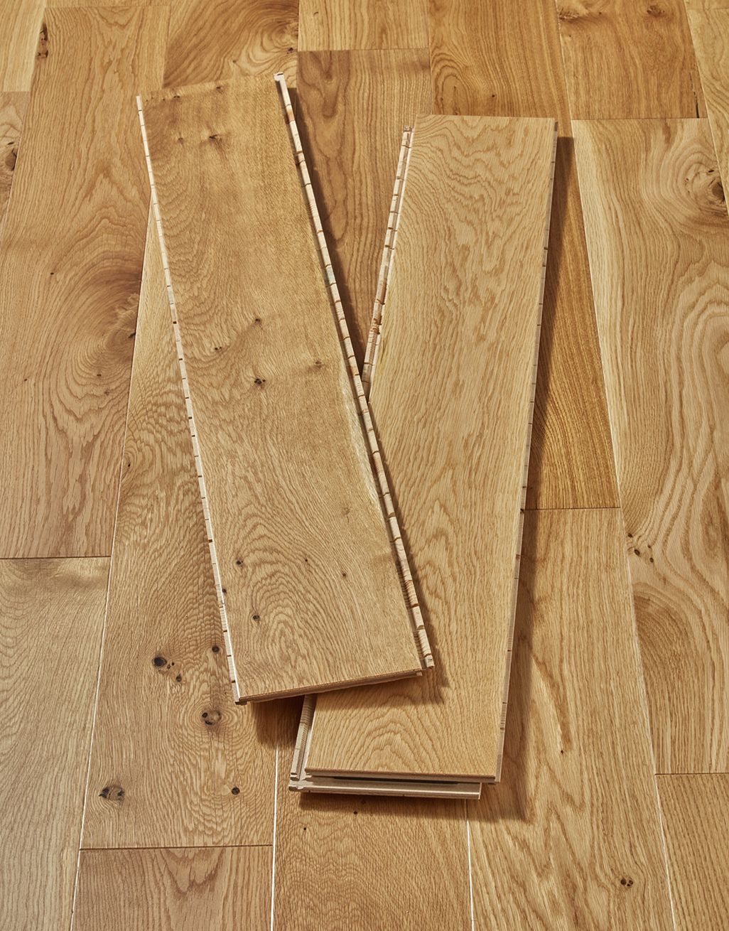 Carpenters Choice Natural 14mm x 155mm Lacquered Engineered Wood Flooring 3