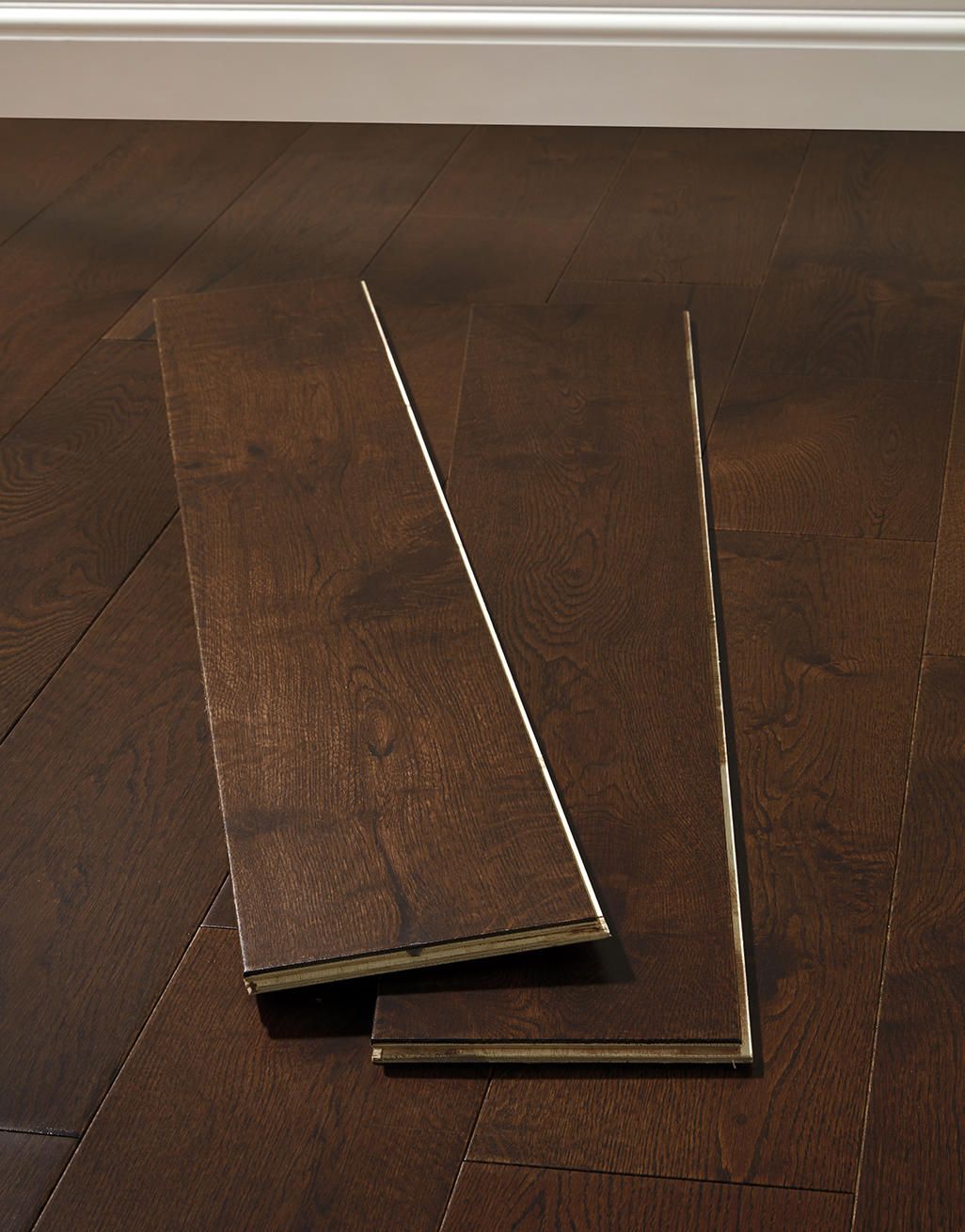 Manhattan Chocolate Oak Super Matt Lacquered Engineered Wood Flooring 3