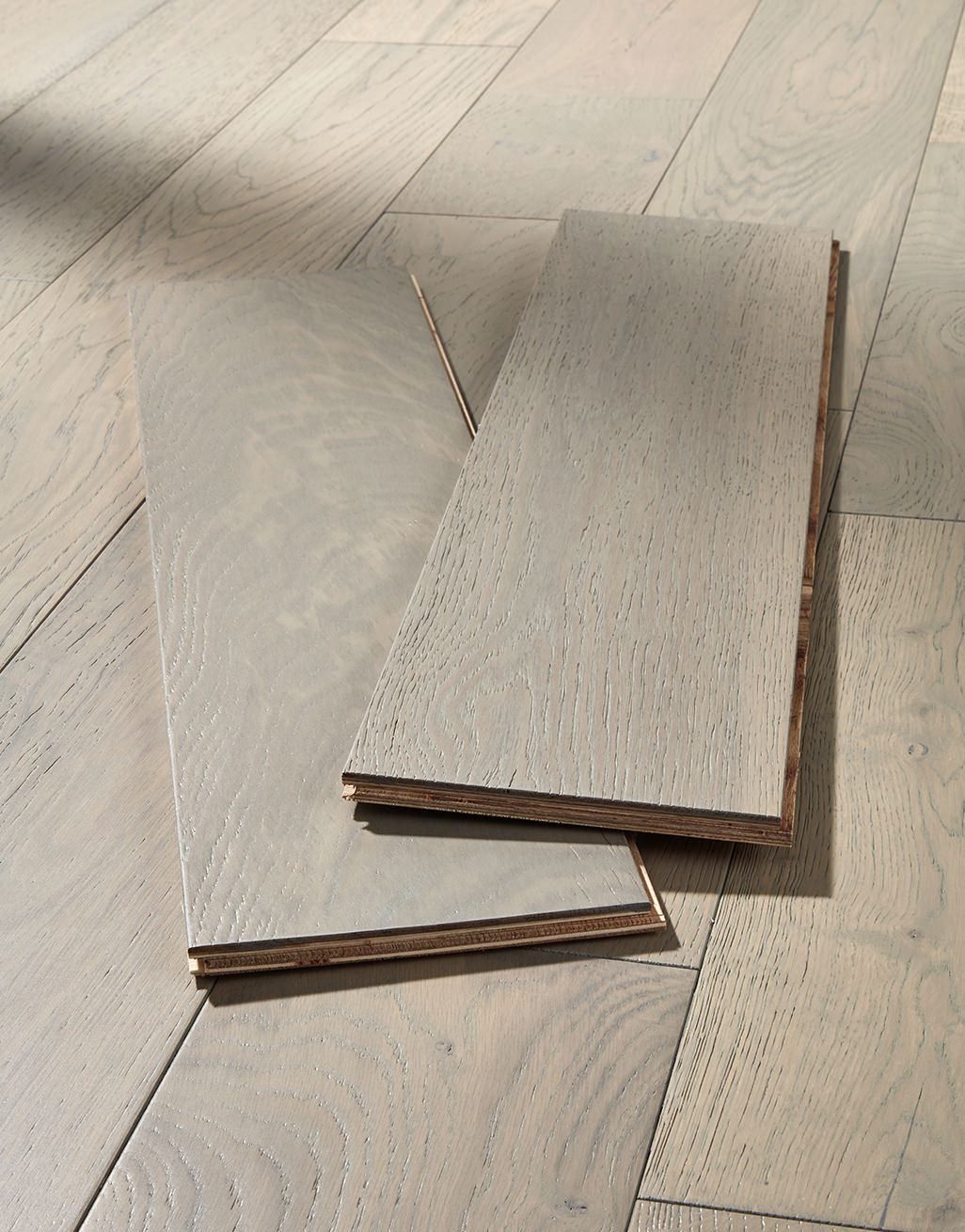 Manhattan Apollo Grey Oak Brushed & Lacquered Engineered Wood Flooring 3