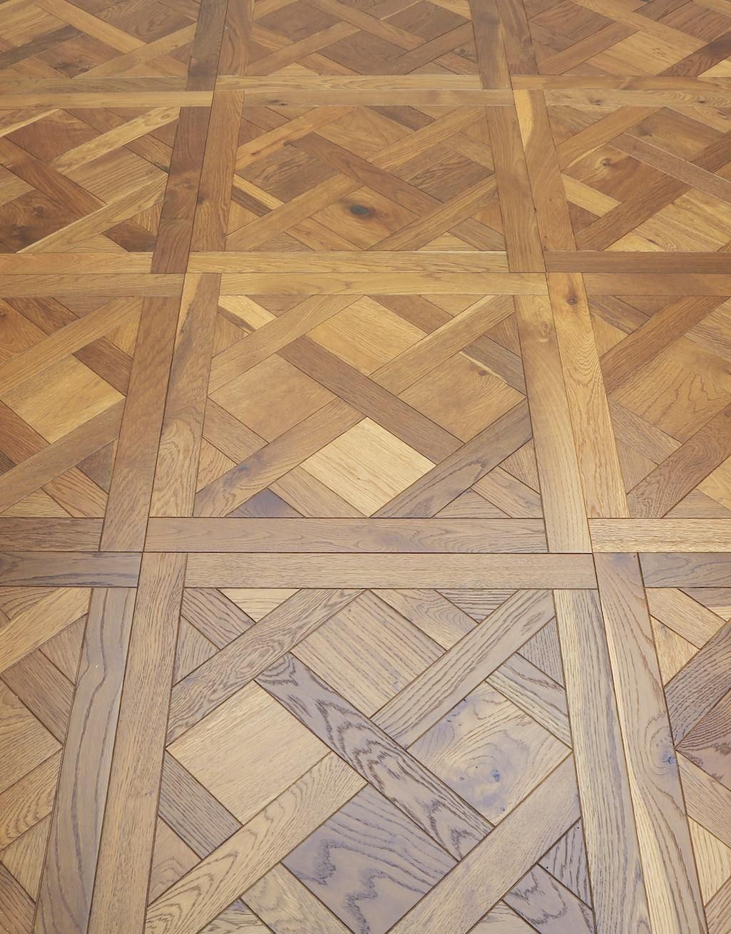 Rouen Chateau Smoked Oak Lacquered Engineered Wood Flooring 1