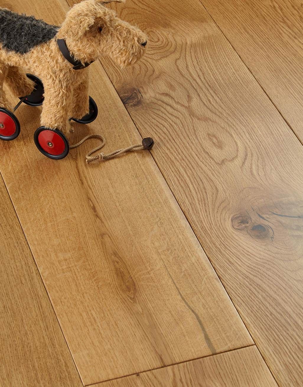 Grand Imperial Natural Oak Lacquered Engineered Wood Flooring 2
