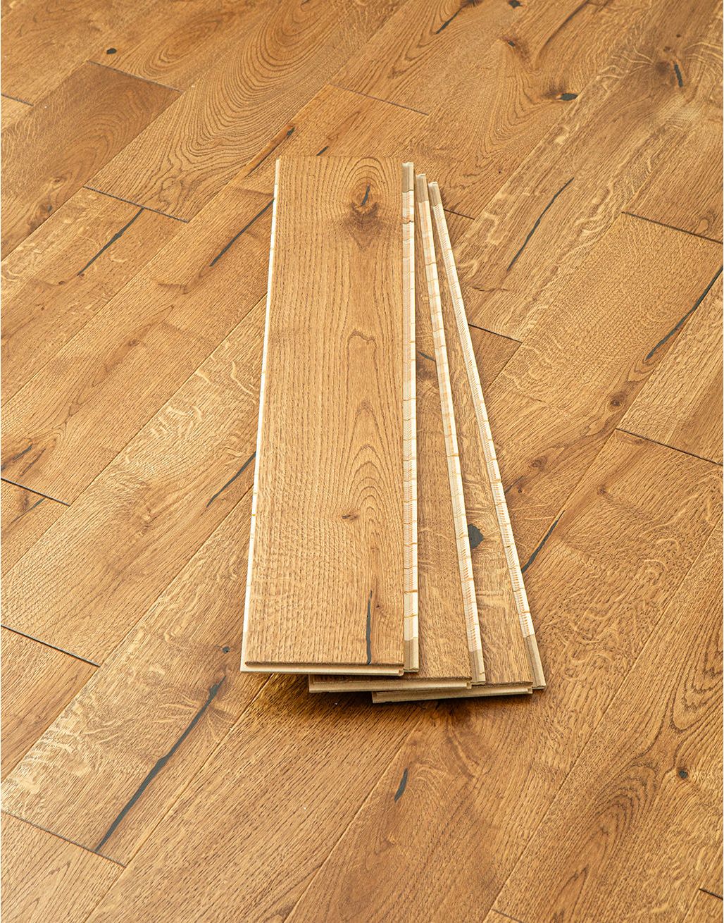 Carpenters Choice 130mm - Toffee Oak Lacquered Engineered Wood Flooring 3