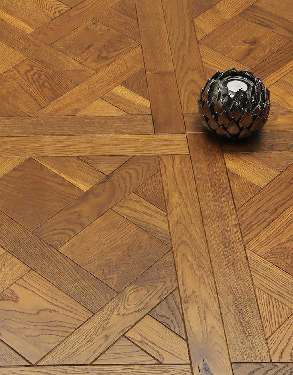 Montpellier Golden Smoked Oak Brushed & Oiled Versailles Tile Engineered Wood Flooring 2
