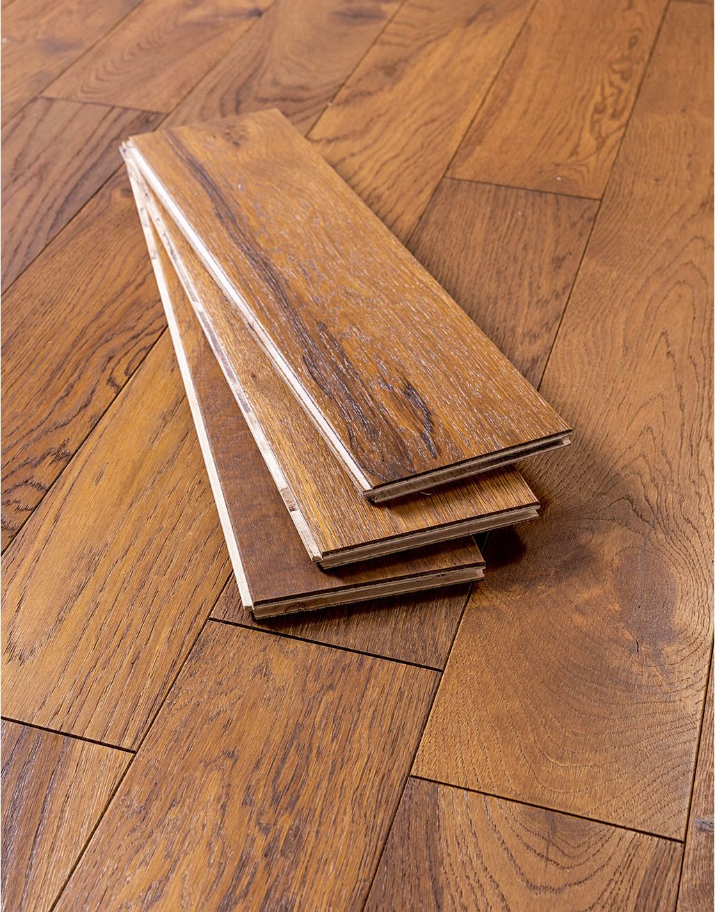 Loft Summer Oak Brushed & Oiled Engineered Wood Flooring 3