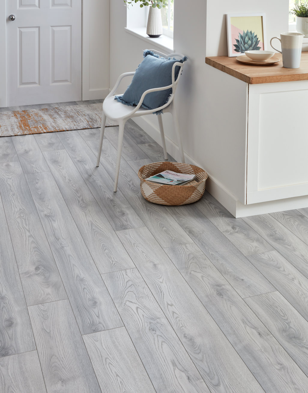 Palermo Long - Pearl Oak Laminate Flooring