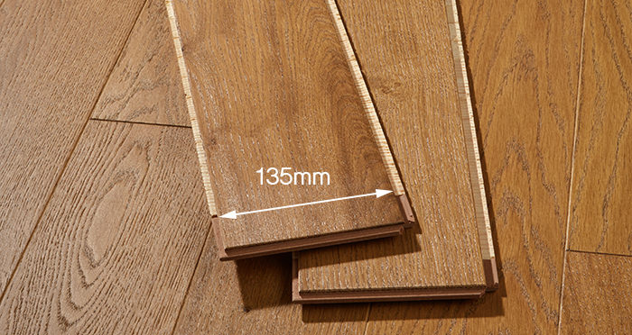 Kensington Golden Oak Engineered Wood Flooring - Descriptive 2