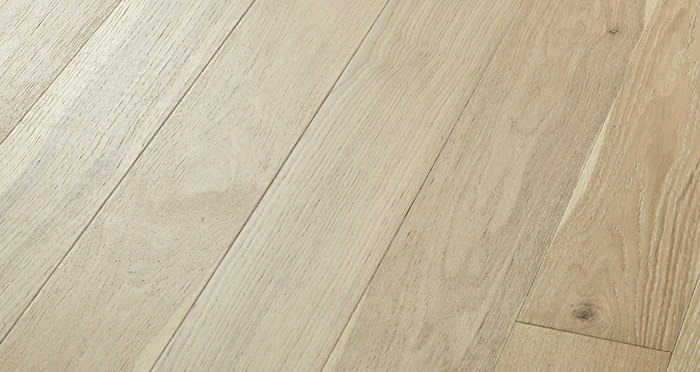 Salcombe Whitewashed Coastal Oak Engineered Wood Flooring - Descriptive 1