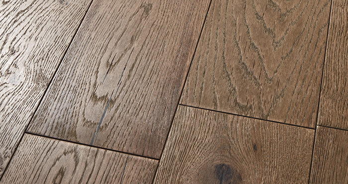 Manhattan Boathouse Oak Brushed & Oiled Engineered Wood Flooring - Descriptive 1