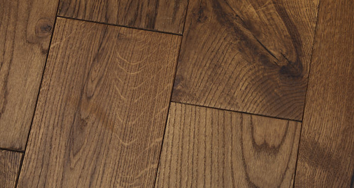 Luxury Cinnamon Oak Solid Wood Flooring - Descriptive 5