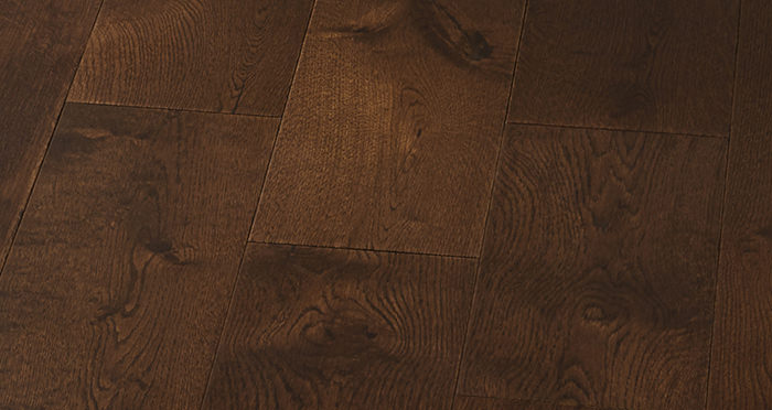 Manhattan Chocolate Oak Super Matt Lacquered Engineered Wood Flooring - Descriptive 4