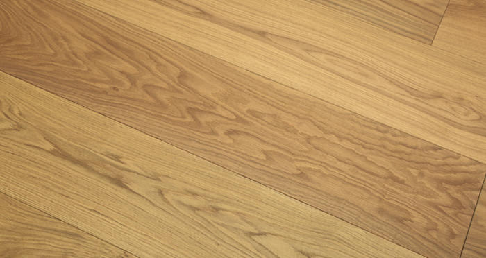 Grande Smoked Oak Brushed & Oiled Engineered Wood Flooring - Descriptive 2
