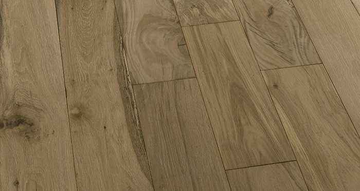 Loft Bavarian Oak Brushed Oiled & Smoked Engineered Wood Flooring - Descriptive 5