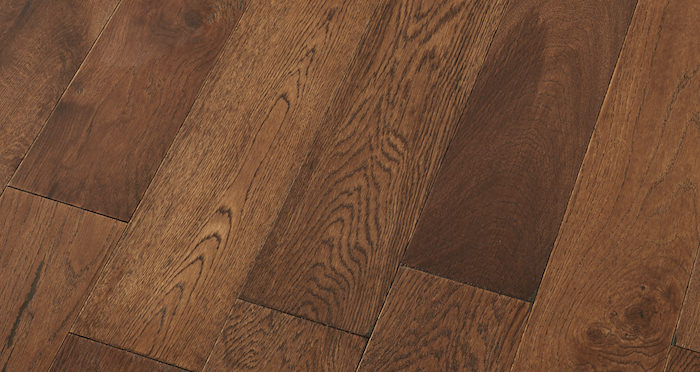 Loft Vintage Oak Brushed & Lacquered Engineered Wood Flooring - Descriptive 5
