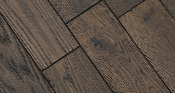 Espresso Oak Brushed & Lacquered Solid Wood Flooring - Descriptive 4