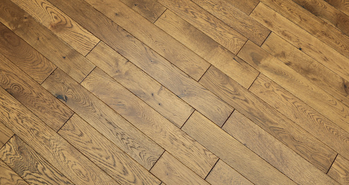 Narrow Caramel Oak Brushed & Lacquered Solid Wood Flooring - Descriptive 1