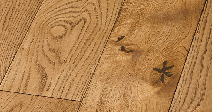 Deluxe Georgian Oak Solid Wood Flooring - Descriptive 2