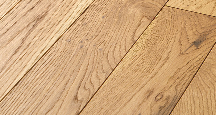 Smoked Oak 90mm Oiled Solid Wood Flooring - Descriptive 1