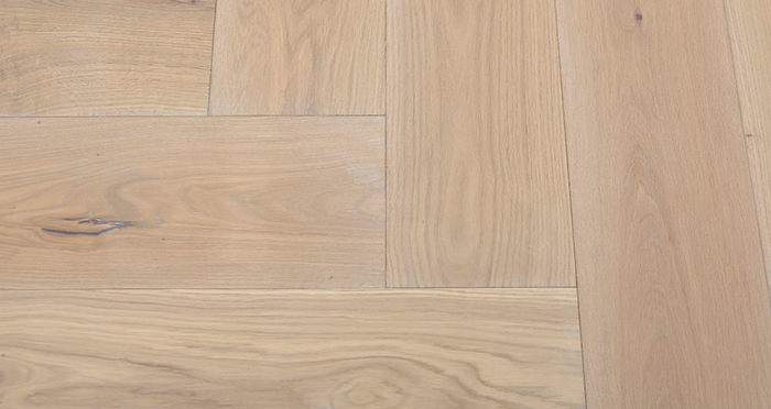 Prestige Herringbone Frosted Oak Oiled Engineered Wood Flooring - Descriptive 5