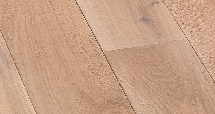 Deluxe Frosted Oak Solid Wood Flooring - Descriptive 4