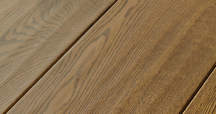 Grand Imperial Golden Oak Lacquered Engineered Wood Flooring - Descriptive 1